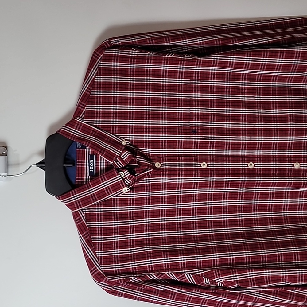 IZOD ~ Red White & Blue Plaid Long Sleeve Button down Shirt - Picture 2 of 12